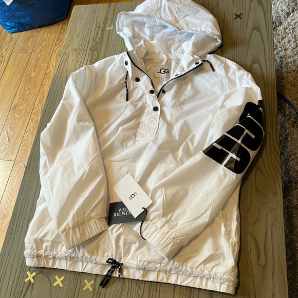 SOLD🔥UGG cameron anorak jacket - Picture 9 of 11